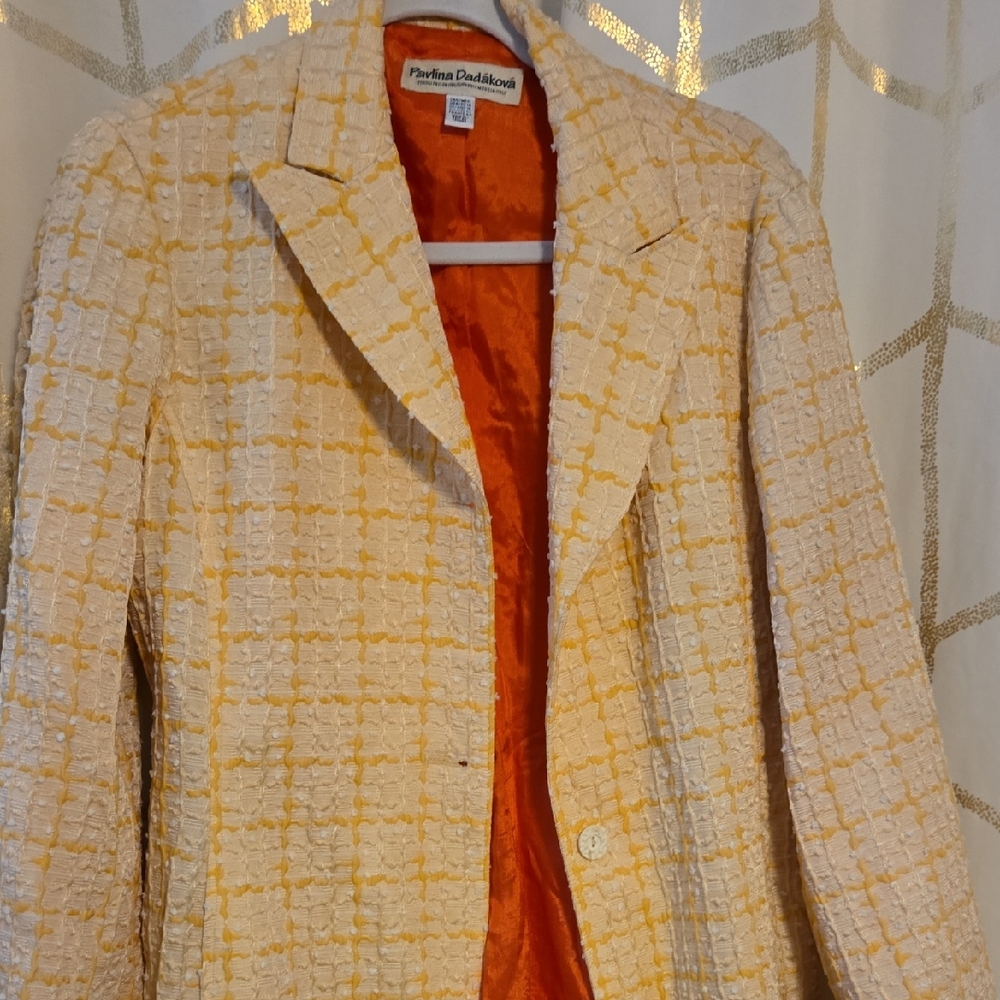Elegant Yellow Blazer